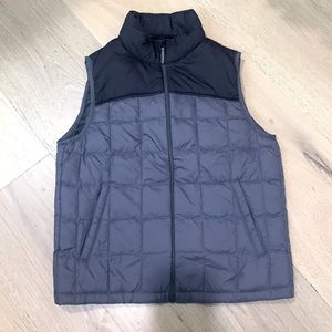 Uniqlo kids color blocked vest